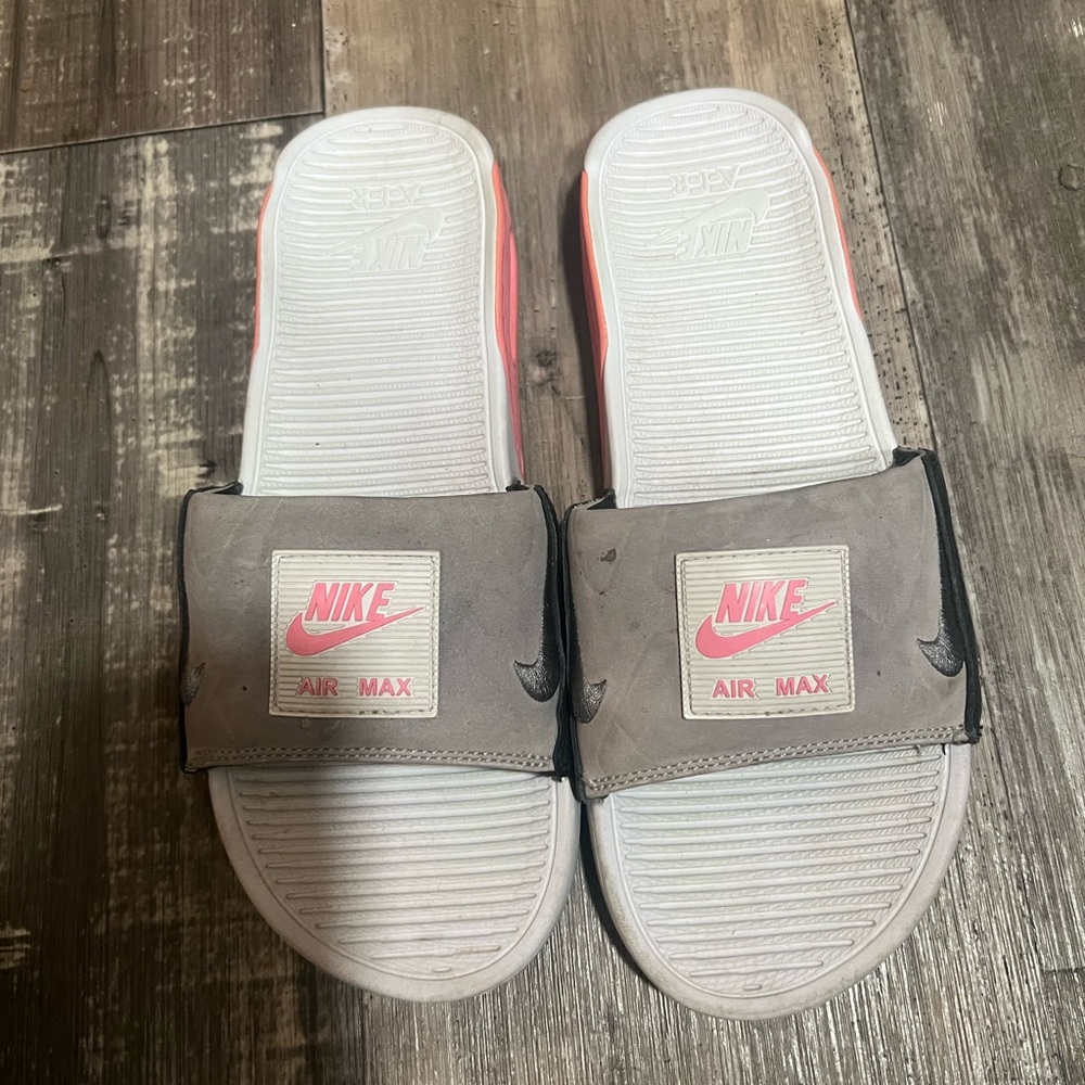 Nike Gray and White Air Max Slides with Pink Accents